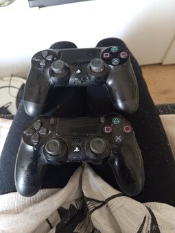 Ps4 + 2 ovladače nabíječka - 4