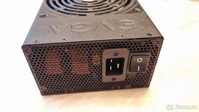 Počítačový zdroj EVGA SuperNOVA 1600 G2, 1600W, 80 Plus Gold - 4