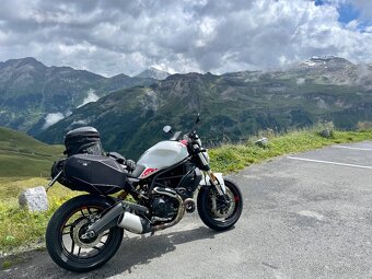 Ducati Monster 797 - 4