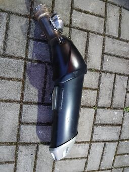Yamaha FZ1 Výfuk - 4