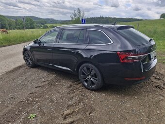 Škoda superb combi 2.0tdi 110kw rok 2022 - 4