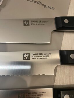 Zwilling Gourmet sada nožů s ostřícím blokem - 4