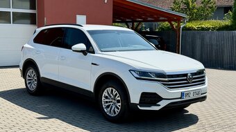 Volkswagen Touareg //3.0TDi//170kW//JAKO NOVÉ//SERVIS-VW// - 4