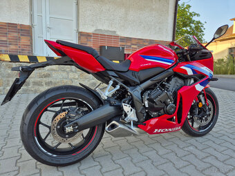 Prodám Honda CBR 650R E-clutch, r. v. 2024, ABS, TC, záruka - 4
