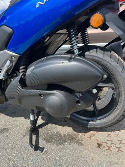 Yamaha NMAX 125 (2018) – 5600 km, TOP stav - 4