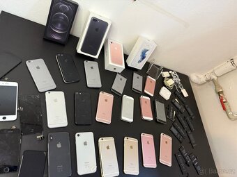 Mix iPhone 20ks + díly - 4