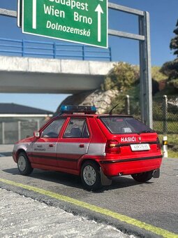 ŠKODA LIAZ/ TATRA predam zberatelske modely. Mierka 1:43. - 4