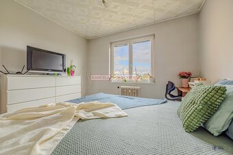 Pěkný byt s garáží a dvěma balkony - 4