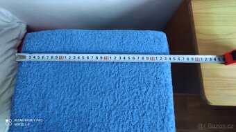 Modrý taburet s úložným prostorem - 4