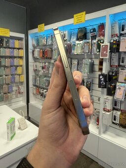 iPhone 15 Pro 128GB Natural Titanium E-SIM - 4