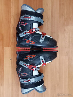 Prodám dvoje lyžáky vel. EUR 39,5 - 4