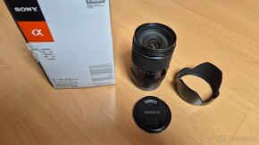 SONY SEL 18-200LE - 4