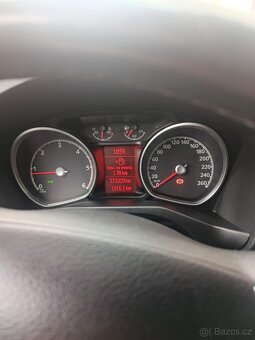 Prodám Ford Mondeo mk4 Ghia - 4