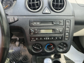 Náhradní díly Ford Fiesta 1.3 2003 - 4