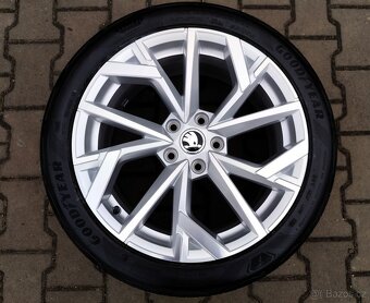 Alu kola originál Škoda Octavia IV 5x112 R18 Avior - 4