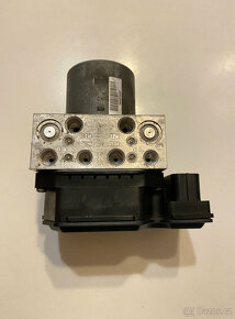 JEDNOTKA ABS - VOLKSWAGEN PASSAT (3AA614109AF) - 4