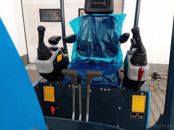 Minibagr 1450kg s motorem Laidong 19kW - 4