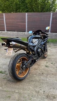Yamaha YZF R1 2005 - 4