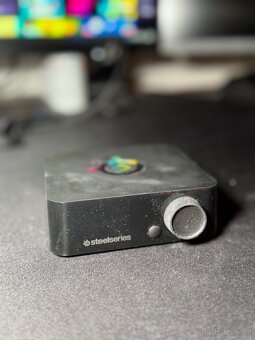 Steelseries Arctis Pro Wireless - 4
