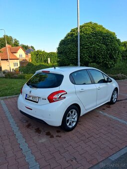 Prodám Peugeot 208 1.2 60kw - 4