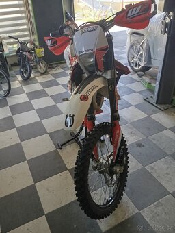 Prodám Husqvarna TE 250 - 4