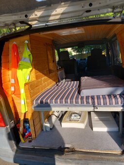 Mercedes vito 108 cdi spací vestavba - 4