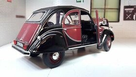 Citroen 2 CV Charleston ( 1:24 ) - 4