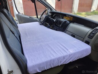 Obytná dodávka Nissan Primastar 2,5 dci - 4