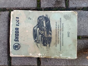 ND na automobil Škoda 1201 sedan aj.? přístrojovka lišta - 4
