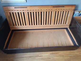 Rozkládací pohovka - 4