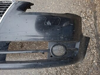 Přední nárazník Audi A4B7 černý - 4