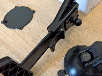 Držák na tablet nebo telefon - 4