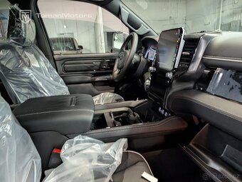 RAM HEMI V8, Limited, Night, RAMBOX, nový - 4