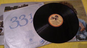 LP George Harrison - thirty three & 1/30 - 4