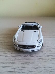 Mercedes-Benz SLS AMG model - 4