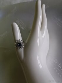 Zlatý luxusní prsten s diamanty 0,50ct a safírem 0,80ct - 4