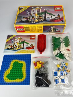 Lego Pirates 6265 Sabre Island - 4