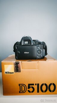Nikon D5100 + 50mm f/1.8 - 4