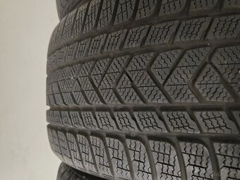 Zimní pneu Pirelli Sottozero Mustang Gen 6 - 4
