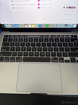 MacBook Pro - 4