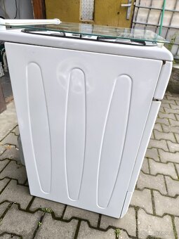 Prodám sporák zn. beko - 4