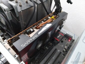 AMD Radeon RX 5700XT 8GB GDDR6 - 4