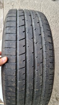 Pneu 225/55 R19 - 4