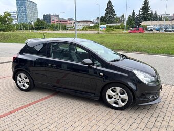 Opel Corsa 1.6 Turbo GSi 110kW - 4