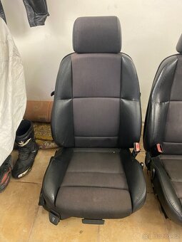 BMW e36 sedačky - 4