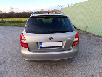Škoda Fabia 2 1.2 HTP51Kw Sport 2009 ČR 193xxxKM - 4