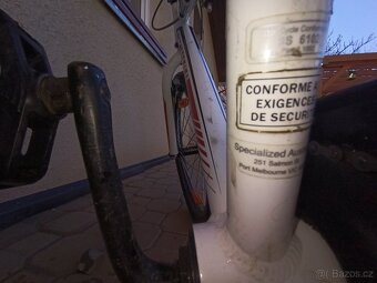 Dětské kolo Specialized Hotrock 20" - 4