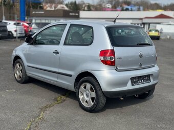 Volkswagen FOX - 4