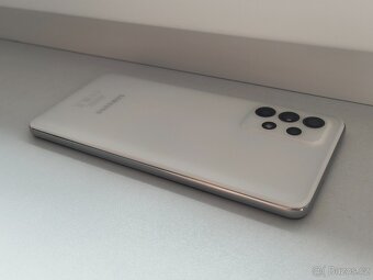 Mobilní telefon Samsung Galaxy A52 6GB/128GB bílý - 4