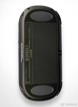 PS Vita 1000 OLED (3G + Wi-Fi) – kompletní, perfektní stav - 4